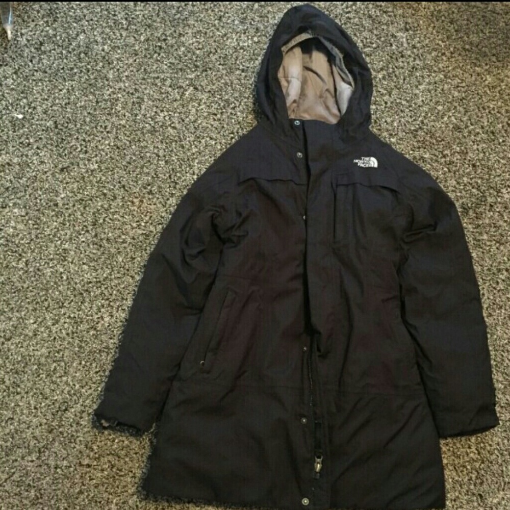 Girls North Face coat